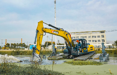 水陸兩(liǎng)栖液壓挖掘機